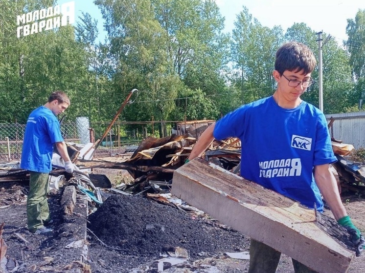 Молодогвардейцы помогли семье мобилизованного