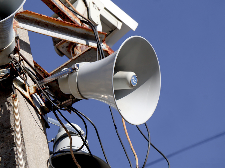 Воздушную тревогу объявили на всей территории Украины