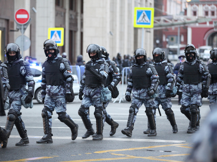 Меры безопасности усилены в Москве, все важные объекты взяты под охрану