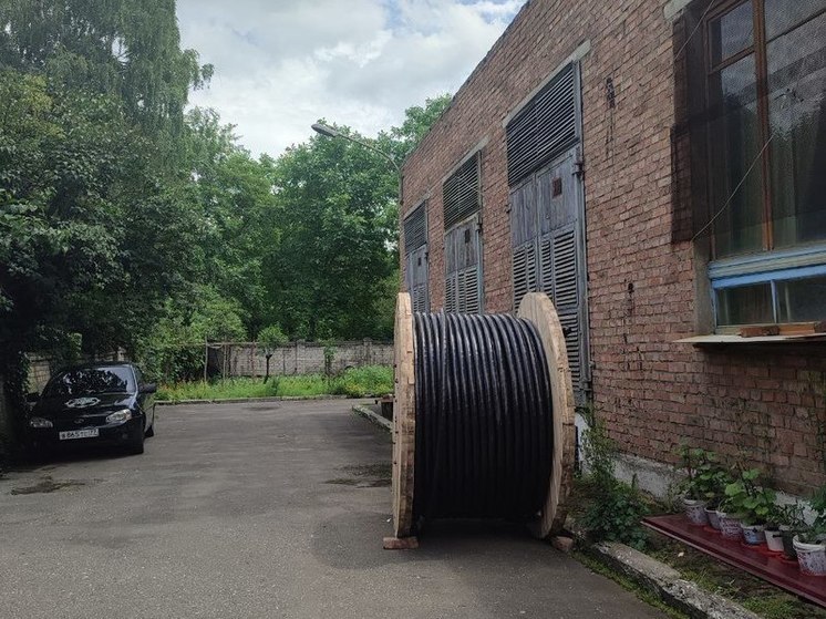 Во Владикавказе впервые более чем за полвека на подстанции трамвайного управления меняют кабель