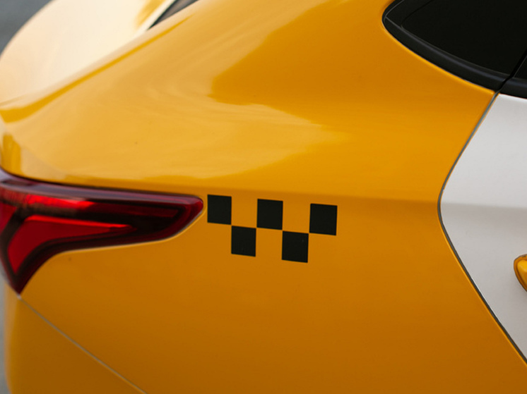 В Мурманске осудят обманщика таксистов