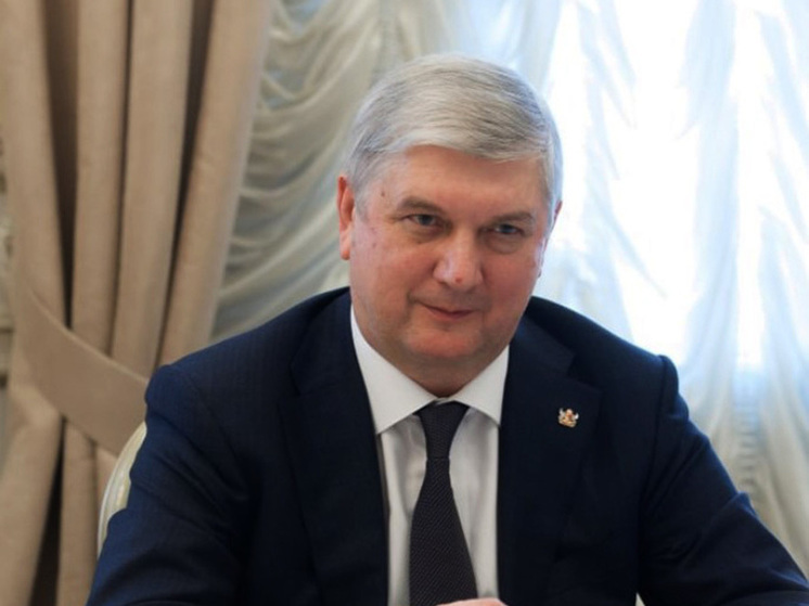 Губернатор призвал воронежцев не поддаваться на информационные провокации в соцсетях и пригрозил наказанием тем, кто делает вбросы