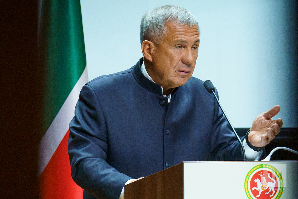 Минниханов заявил, что Татарстан полностью поддерживает Верховного Главнокомандующего