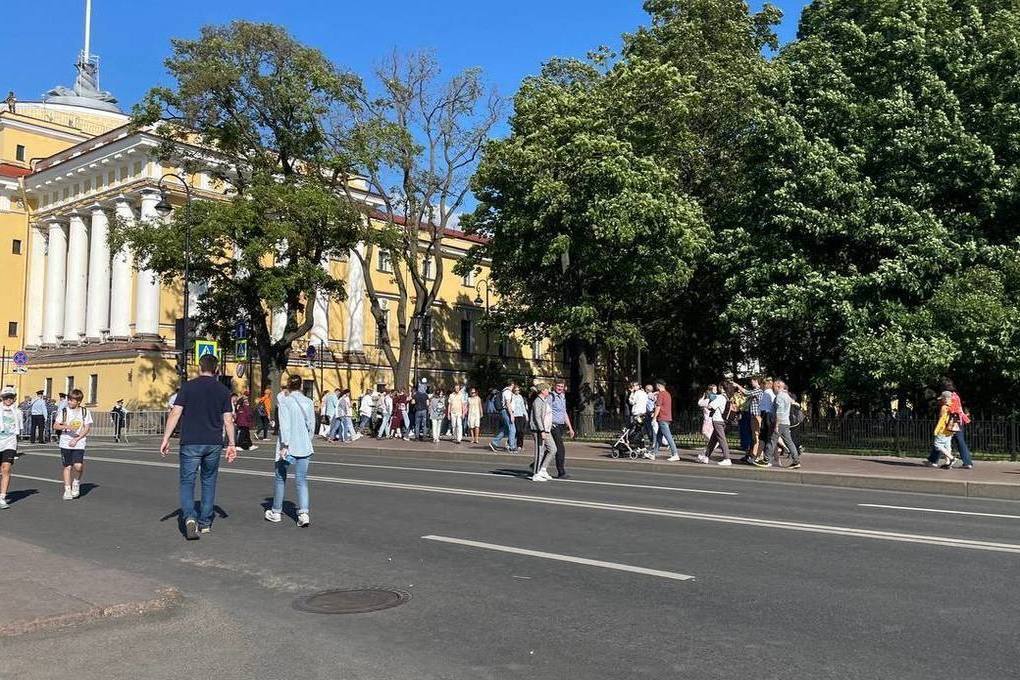 Улицы в центре Петербурга перекрыли из-за «Алых парусов»