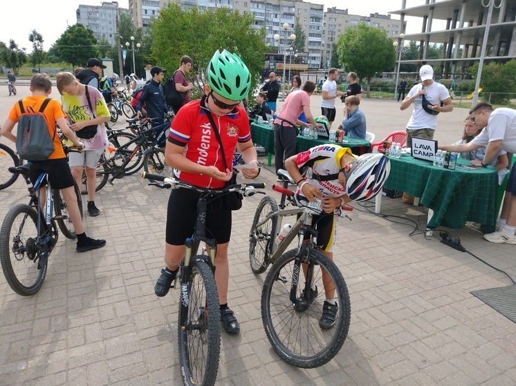 По Смоленску прокатился велофестиваль