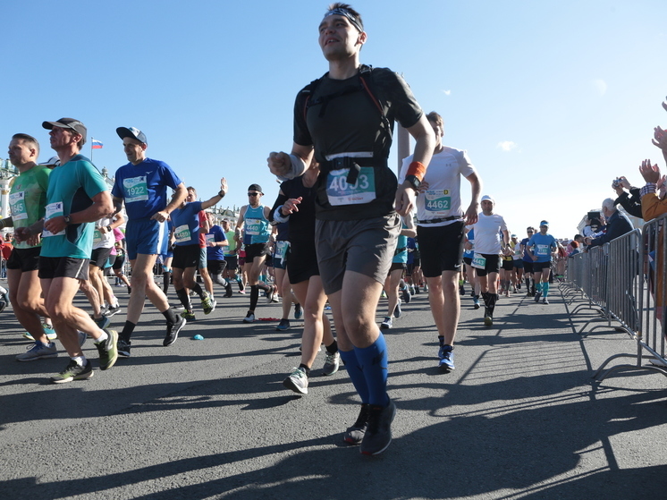 Более двух сотен калининградцев поучаствовали в марафоне «10 000 шагов к жизни»