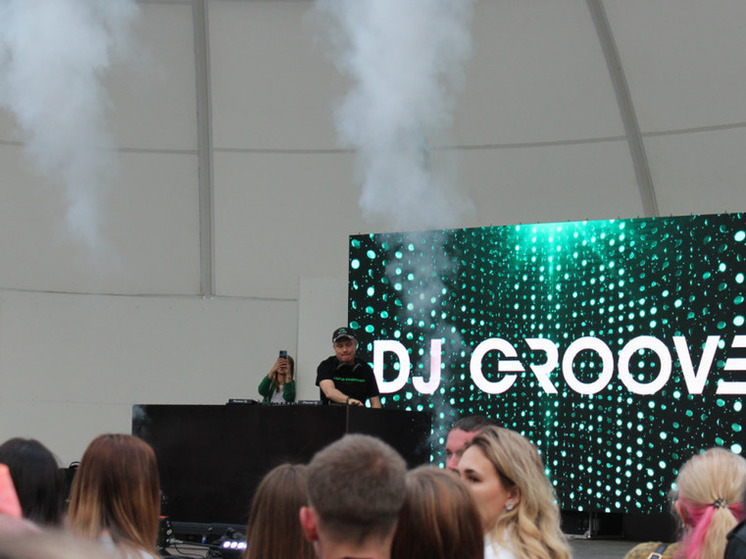 В Новосибирске в День города 25 июня выступил DJ Грув