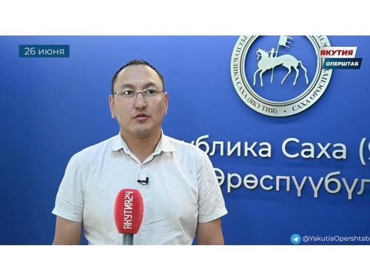На реке Лене 7 судов вызволяют севшее на мель судно ПАО “ЛОРП”