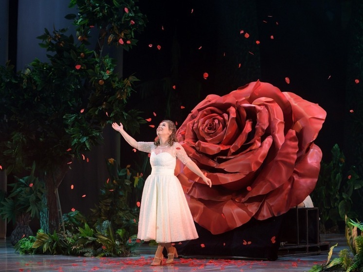 Астраханский театр оперы и балета завершил 27-й театральный сезон