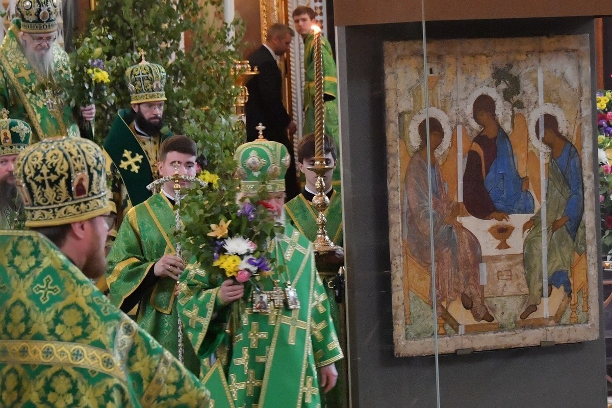 Третьяковка снова лишилась «Троицы»: икону отправят на реставрацию
