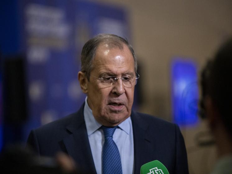 Лавров: Макрон увидел в мятеже Пригожина шанс для Запада нанести поражение РФ