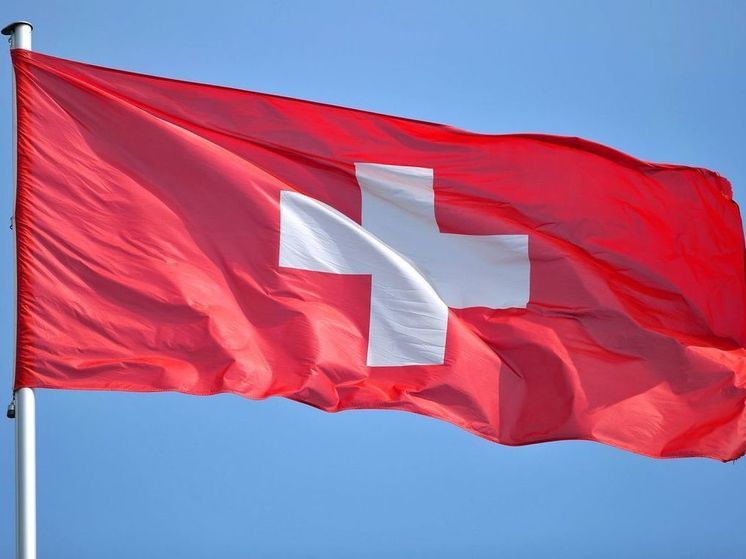 Швейцария согласилась обсуждать конфискацию активов РФ