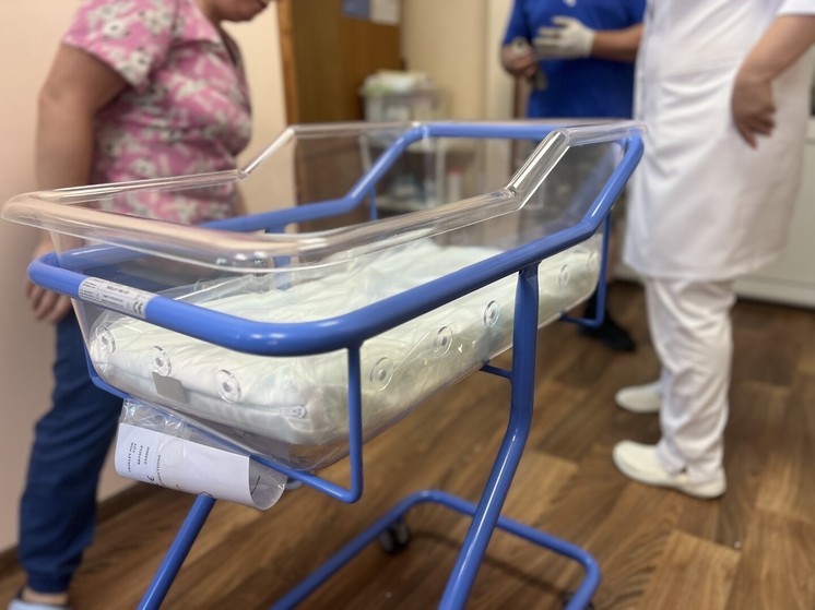 Итальянские кроватки для новорожденных появились в мариупольской горбольнице