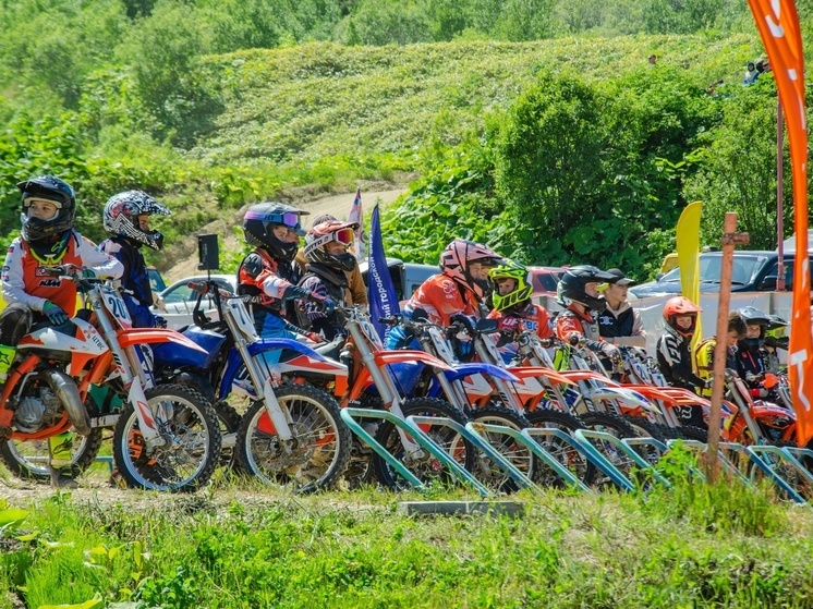 Второй этап первенства и чемпионата Сахалинской области по мотокроссу собрал 75 спортсменов