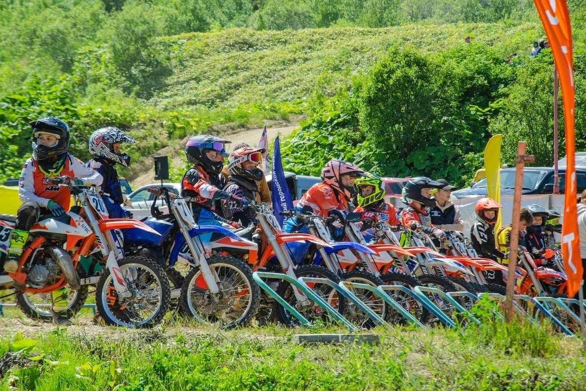 Второй этап первенства и чемпионата Сахалинской области по мотокроссу собрал 75 спортсменов