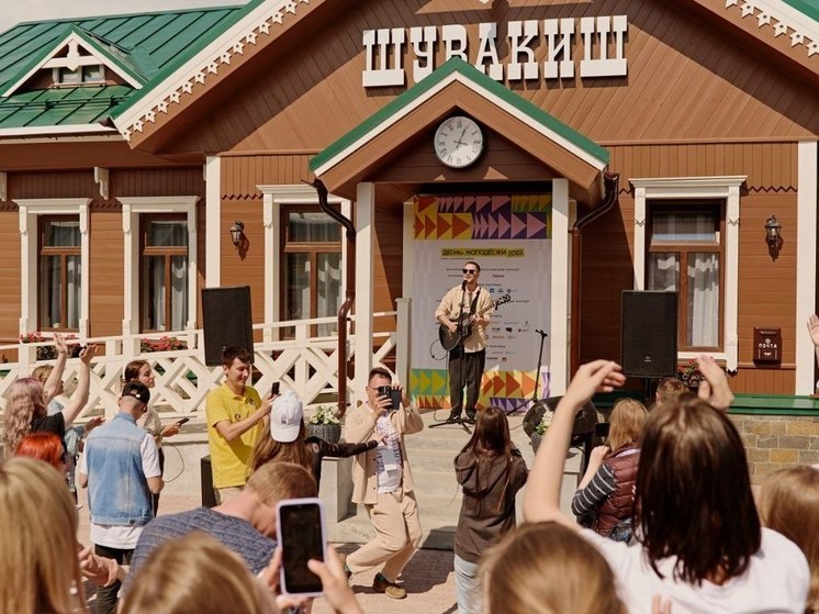 Пассажирами ретропоезда «Уральский экспресс» стали участники федеральной программы «Больше, чем путешествие»