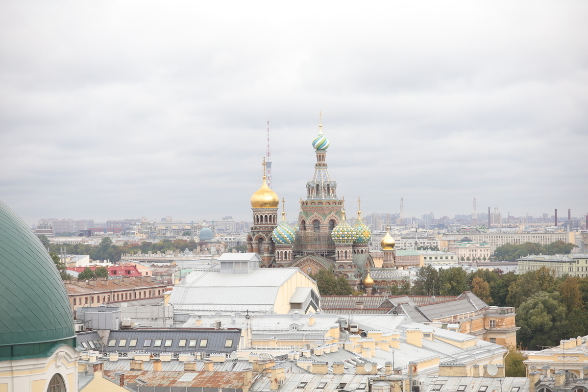 Жара, дожди и грозы: какая погода будет в Петербурге 27 июня