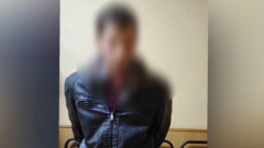 В Челябинске арестован кладбищенский вандал: кадры допроса