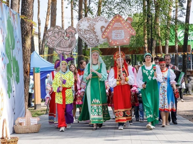 В Заводоуковске для фестиваля сделали огромный пряник