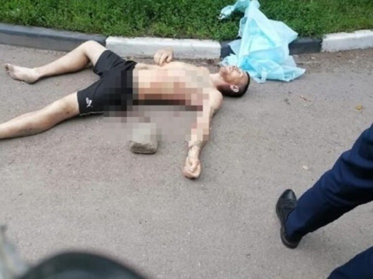 В Шахтах во время драки зарезали мужчину