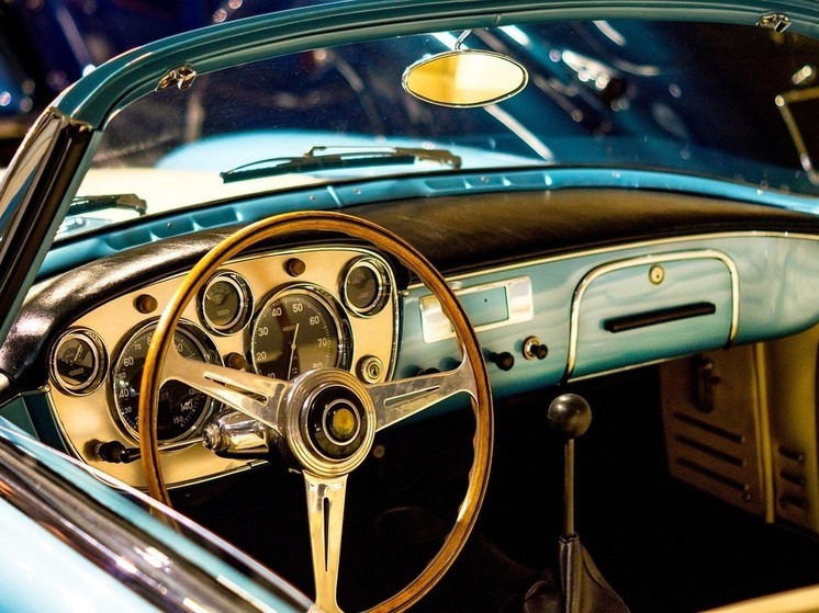 Чиновники от ЛДПР предложили снять запрет на тонировку передних боковых стекол