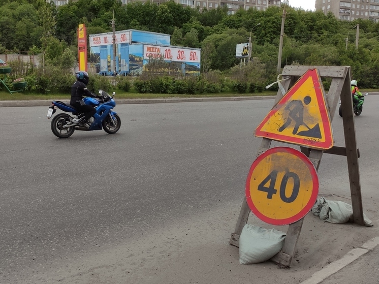 На трассе в Новгородской области нетрезвый мотоциклист переломал кости в ДТП