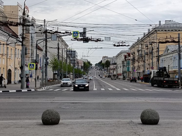 Алексей Дюмин проконтролировал ход ремонта дорог