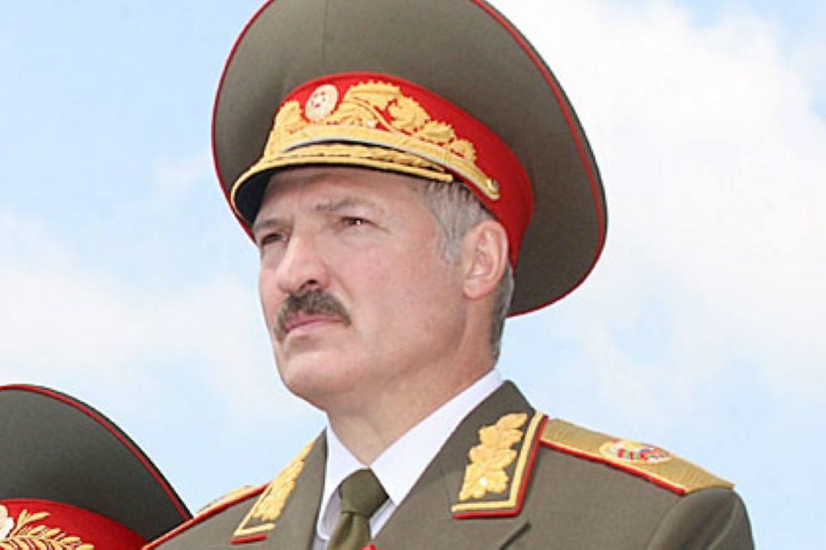 Лукашенко дал задачу силовикам Белоруссии определить алгоритм применения ядерного оружия