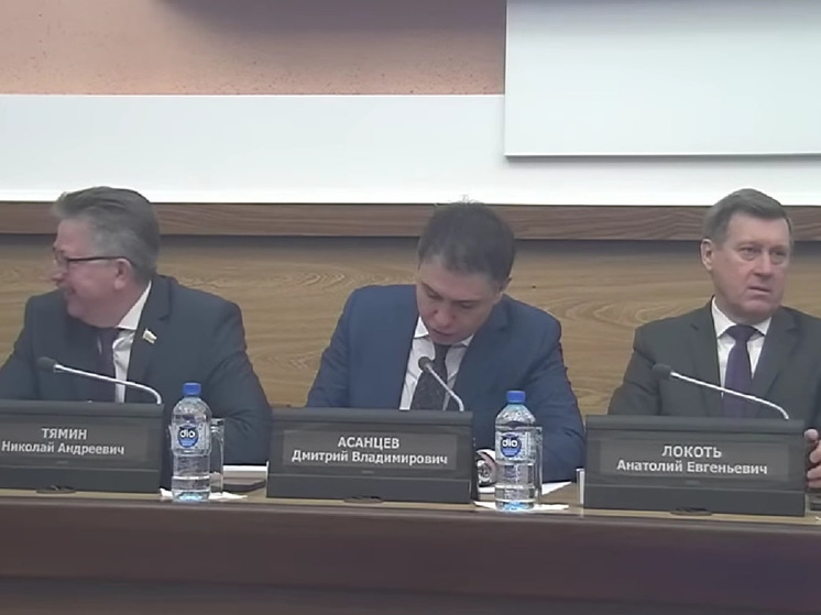 В Новосибирске лишили мандатов депутатов, уехавших из России