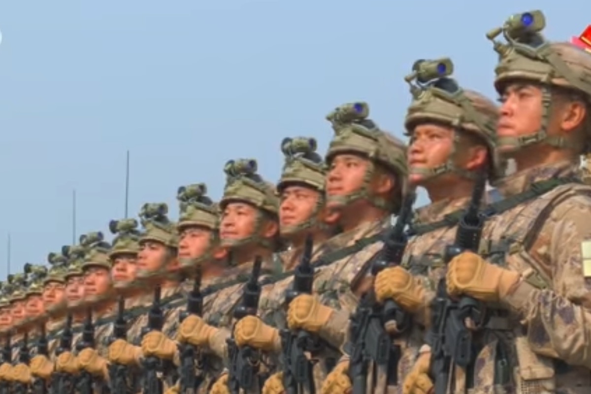 Китай заявляет что готов к прямому военному. Китайская армия. Армия КНР. Китайские военные. Военная мощь Киргизии.