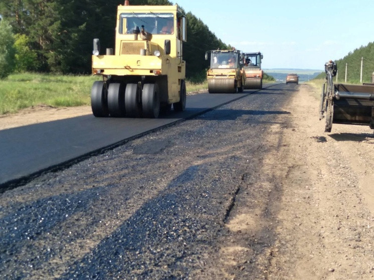 В Малопургинском районе продолжается ремонт дорог