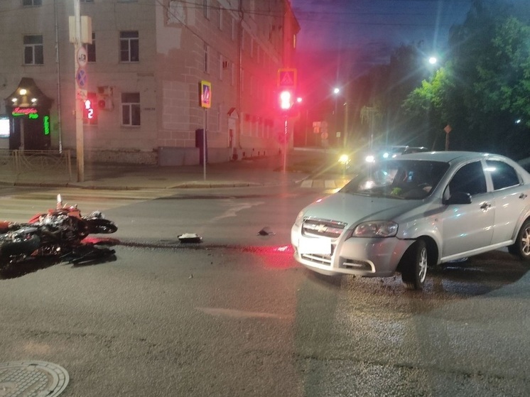 Костромские ДТП: автомобиль «Шевроле» врезался в мотоцикл «Хонда»
