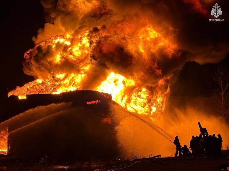 Названа возможная сумма ущерба после пожара на нефтебазе в Воронеже