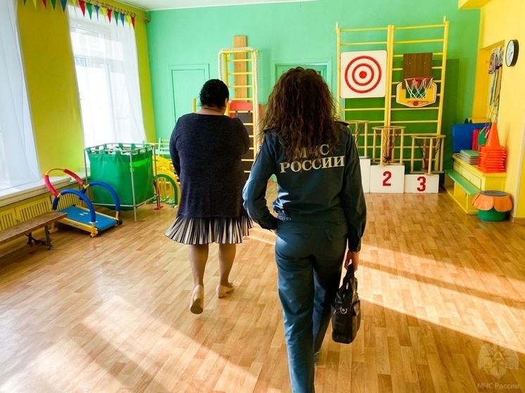  «С ответственностью за детский отдых»: МЧС Мурманской области просвещает северян