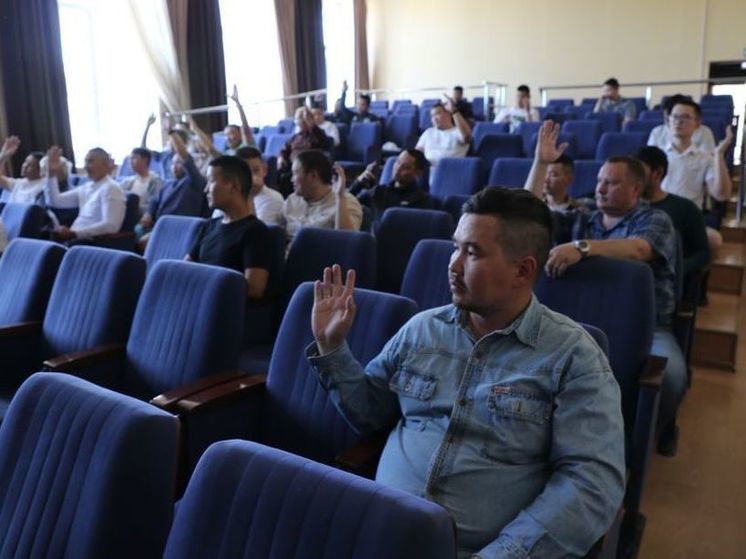 В Тувинском госуниверситете состоялся Совет мужчин и отцов