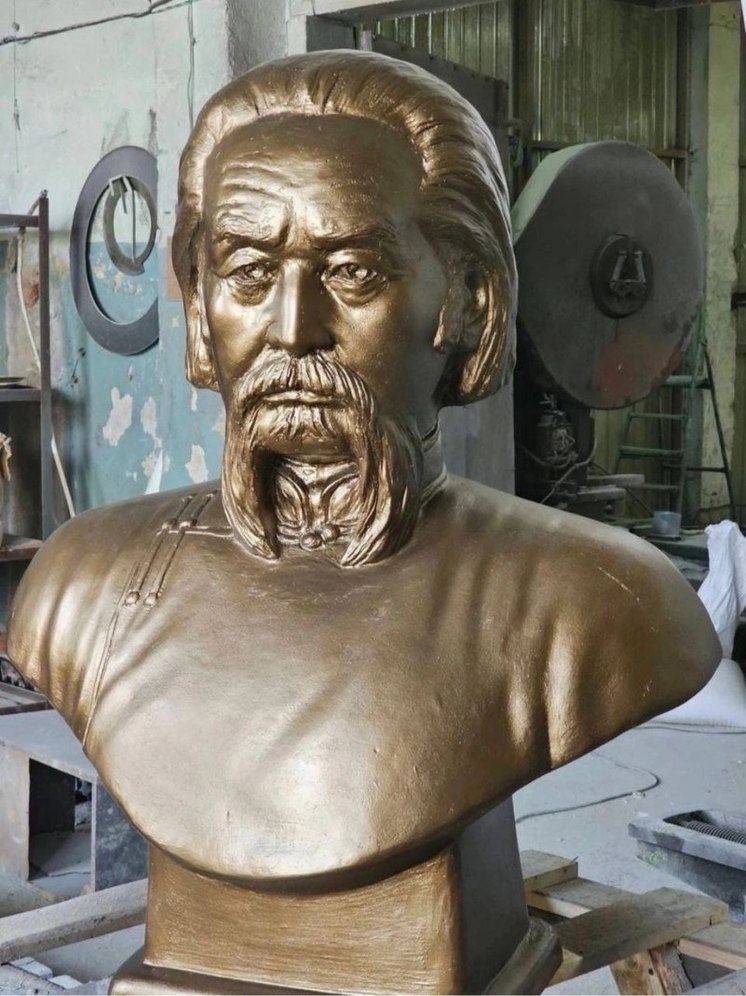 В Кяхтинском музее Бурятии появится бюст основоположника монгольской поэзии