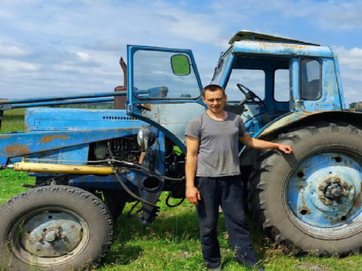 Житель белгородского села Двулучное заключил соцконтракт и купил сельхозтехнику для своей фермы