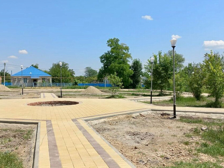 В Павловском муниципалитете приводят в порядок общественную территорию