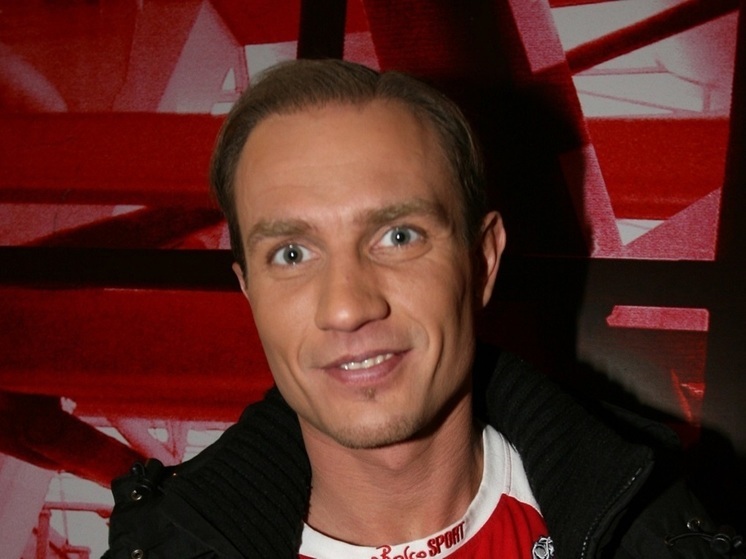 Врач-остеопат Борисенко заявил, что Костомаров показывает «чемпионский дух» в ходе реабилитации