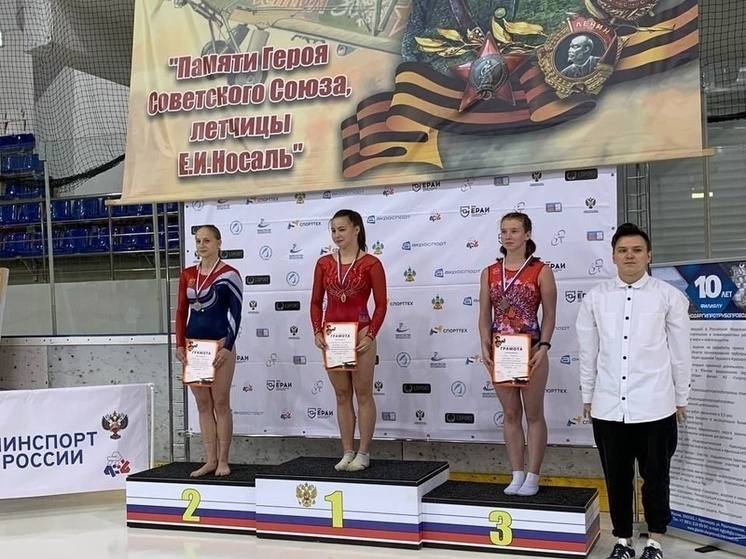Брянские легкоатлетки завоевали серебро и бронзу в Краснодаре