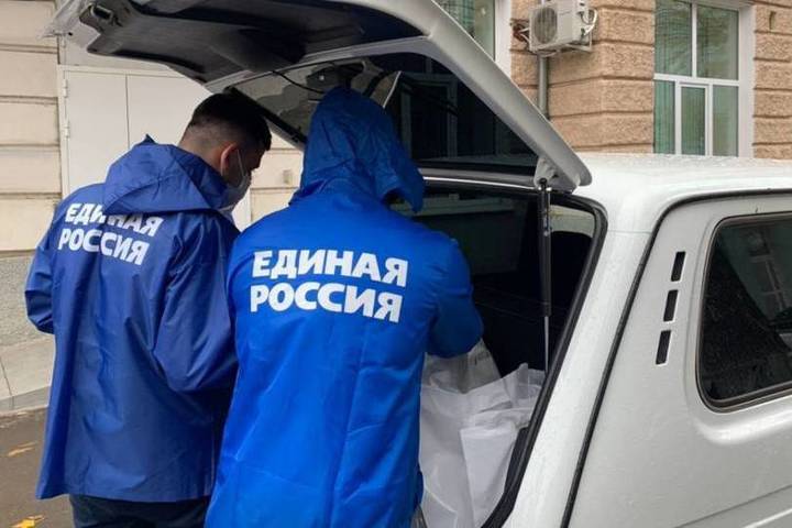 «Единая Россия»: Через медицинскую миссию партии в новых регионах прошли 2 тысячи волонтеров