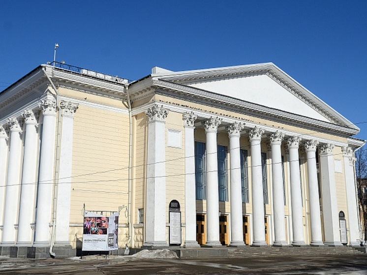 Театральная площадь в Кирове отметится показом фильмов под открытым небом