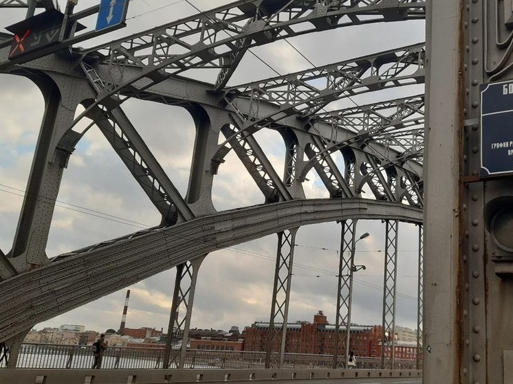 Новые мосты, развязки, магистрали: Петербург подвел итоги ПМЭФ-2023
