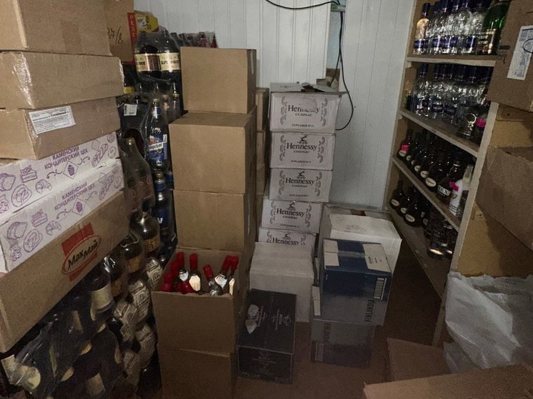 В Волновахском районе изъяли более шестисот бутылок нелегального алкоголя