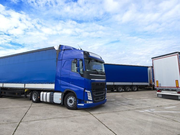 РФ запретила перевозку грузов по своей территории польскими фурами