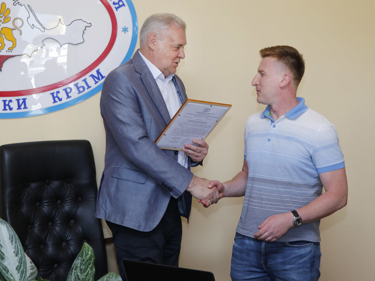 Волонтер спас жизнь члену комиссии в день голосования