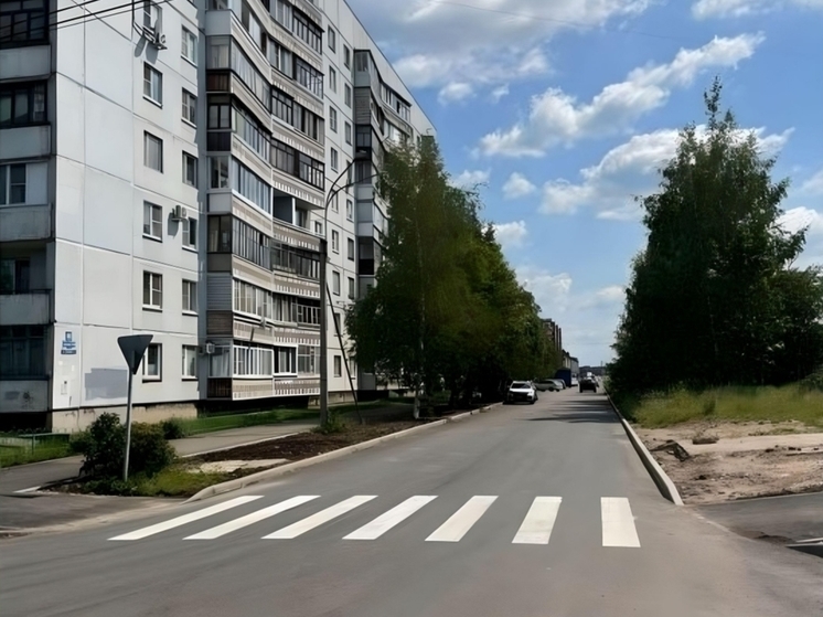 В Великом Новгороде подрядчик выполнил одну треть работы по обновлению проездов к домам