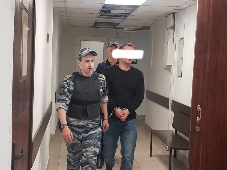 Обвиняемый в получении взяток начальник подразделения РЖД в Петрозаводске взят под стражу