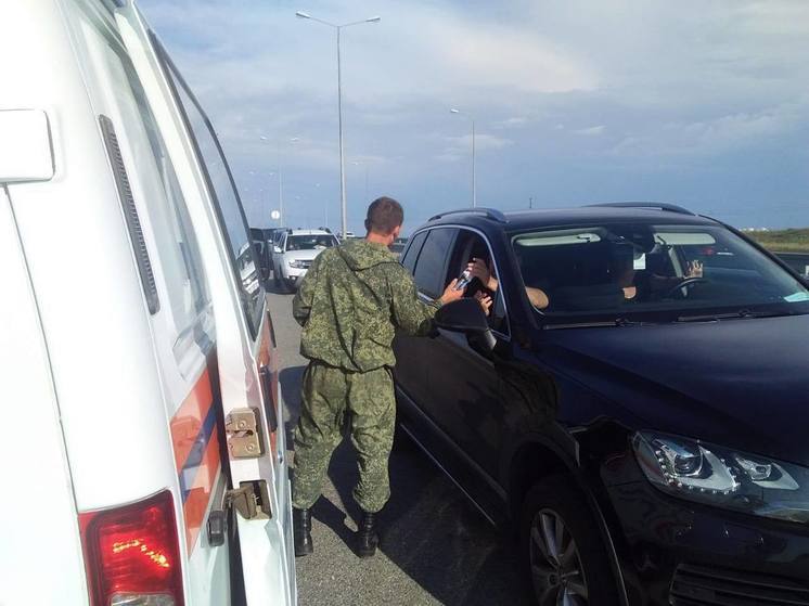 Оперштаб: в сторону Крыма пробка выросла до девяти километров