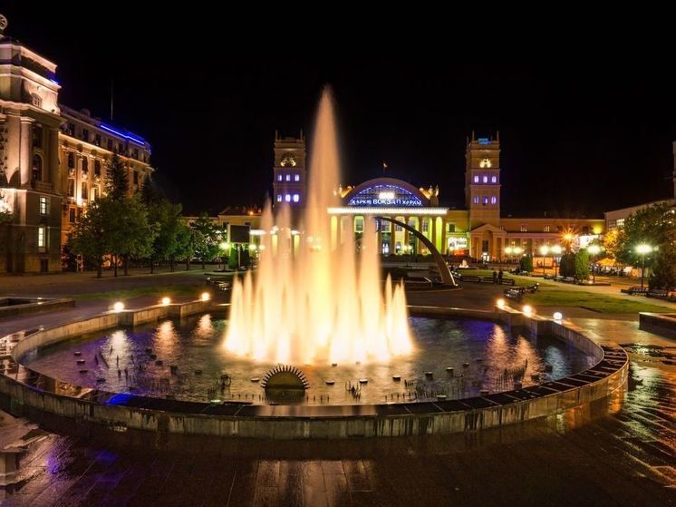 Власти Харькова сообщили о принудительной эвакуации жителей и вывозе имущества предприятий